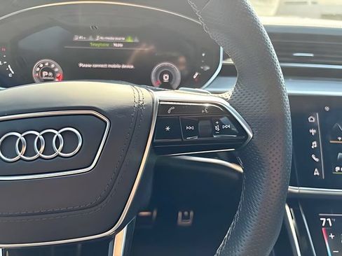 Used 2022 Audi S8 AWD/4WD image 20