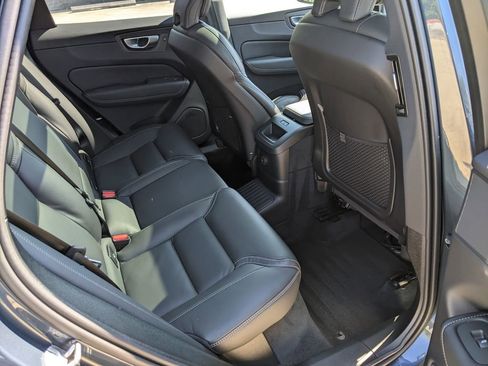 Certified 2025 Volvo XC60 T8 Ultra w/ Protection Package Premier AWD/4WD image 25