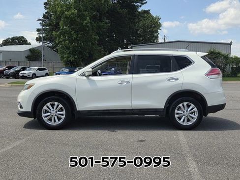 Used 2016 Nissan Rogue SV w/ SV Premium Package AWD/4WD image 2