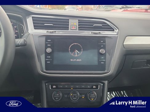 Used 2020 Volkswagen Tiguan SEL image 12