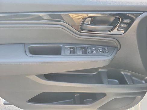 Used 2025 Honda Odyssey Touring image 21