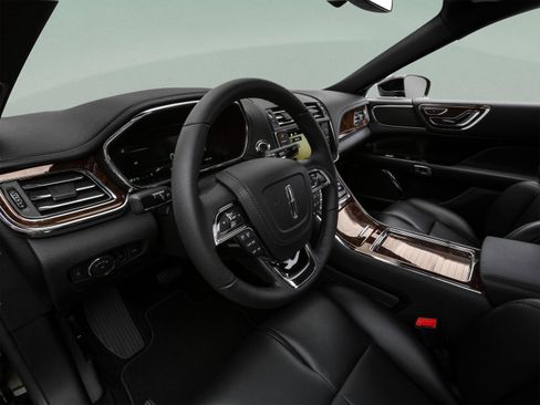 Used 2017 Lincoln Continental Reserve w/ Luxury Package image 41