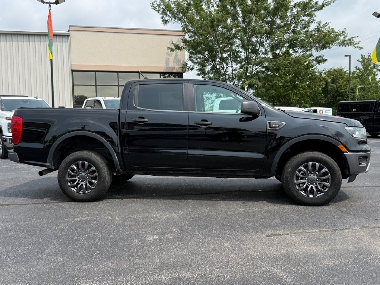 Used 2021 Ford Ranger XLT w/ Equipment Group 301A Mid AWD/4WD image 9