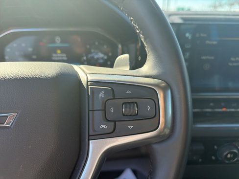 Used 2024 Chevrolet Silverado 1500 LT Trail Boss w/ Convenience Package II image 16