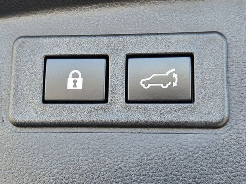 Used 2025 Subaru Outback Limited image 11