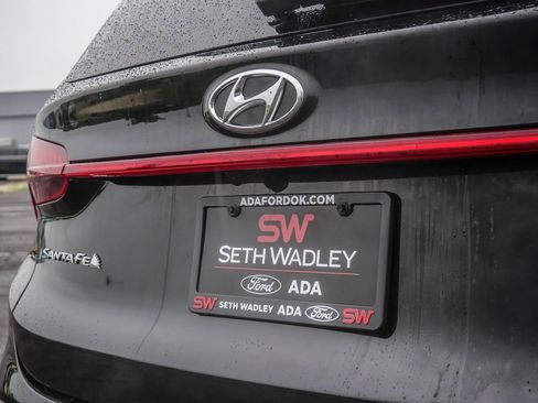 Used 2023 Hyundai Santa Fe SEL w/ Premium Package FWD image 11