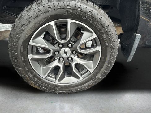 Used 2023 Chevrolet Silverado 1500 LT RWD image 19