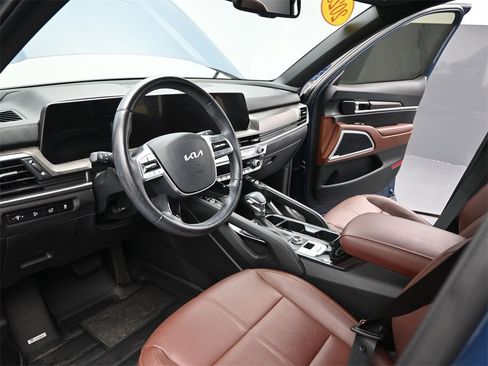 Certified 2023 Kia Telluride EX image 18