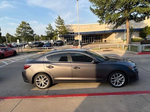 Used 2019 Acura ILX FWD image 5