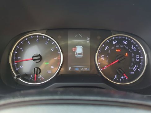 Used 2021 Toyota RAV4 XLE image 16