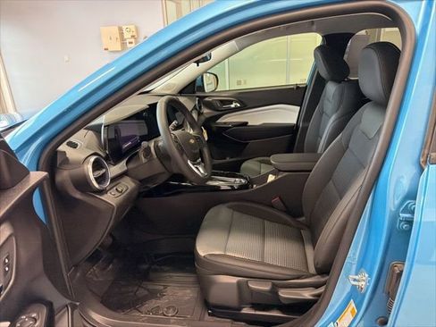 New 2026 Chevrolet Trax LT w/ Driver Confidence Package image 11
