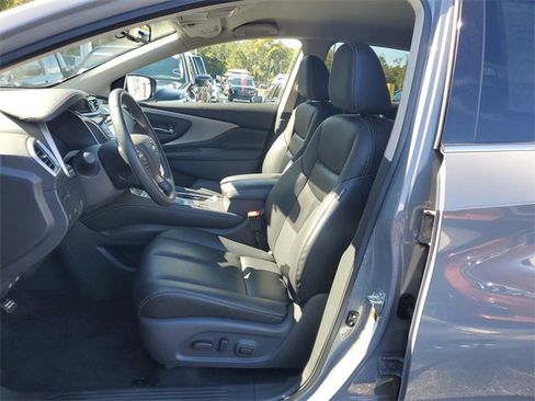 Certified 2024 Nissan Murano SV w/ SV Midnight Edition Package image 13
