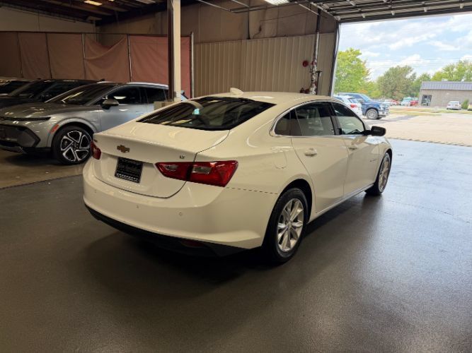 Used 2024 Chevrolet Malibu LT FWD image 5