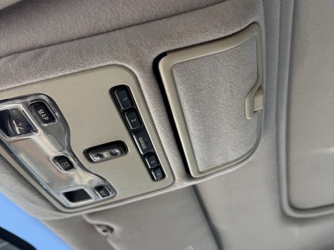 Used 1999 Jaguar XJ8 RWD image 34