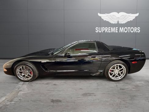 Used 2002 Chevrolet Corvette Z06 w/ Memory Pkg image 5