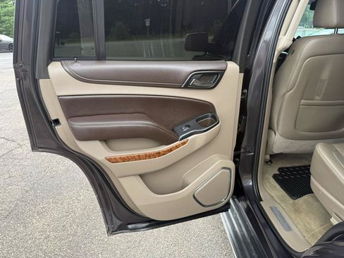 Used 2015 Chevrolet Tahoe LTZ AWD/4WD image 30
