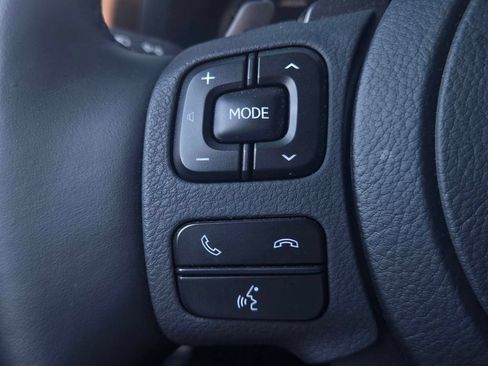 Used 2025 Lexus IS 300 F Sport RWD image 19