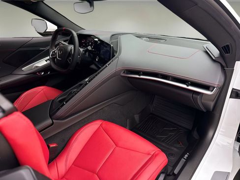 Used 2023 Chevrolet Corvette Stingray Coupe image 25