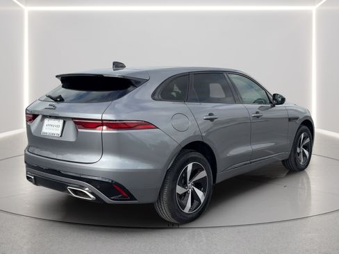 Used 2025 Jaguar F-PACE R-Dynamic S AWD/4WD image 38