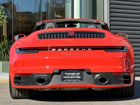 Used 2022 Porsche 911 Carrera S image 7