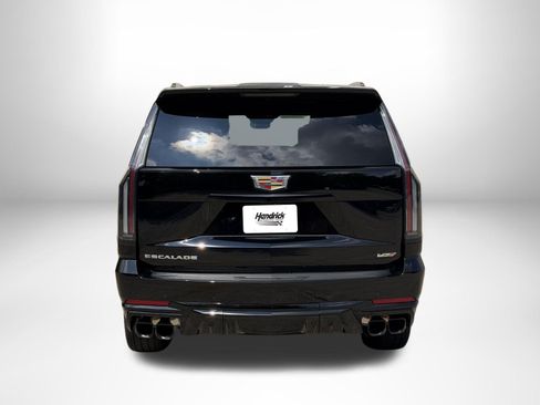 Used 2026 Cadillac Escalade V AWD/4WD image 4