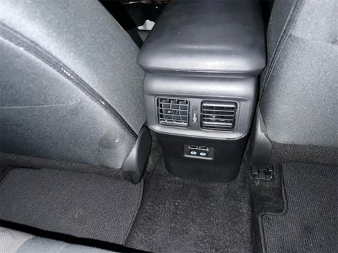 Used 2024 Toyota RAV4 XLE image 23