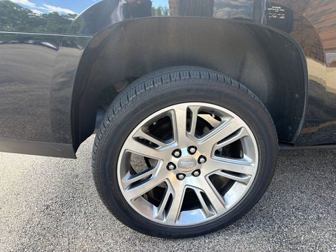 Used 2020 Cadillac Escalade Luxury AWD/4WD image 30