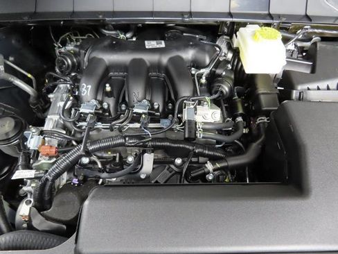 New 2026 Nissan Pathfinder Rock Creek AWD/4WD image 9
