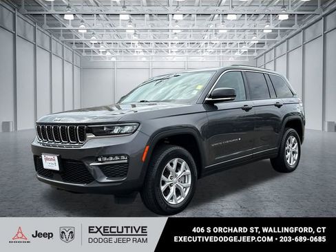 Used 2023 Jeep Grand Cherokee Limited image 1