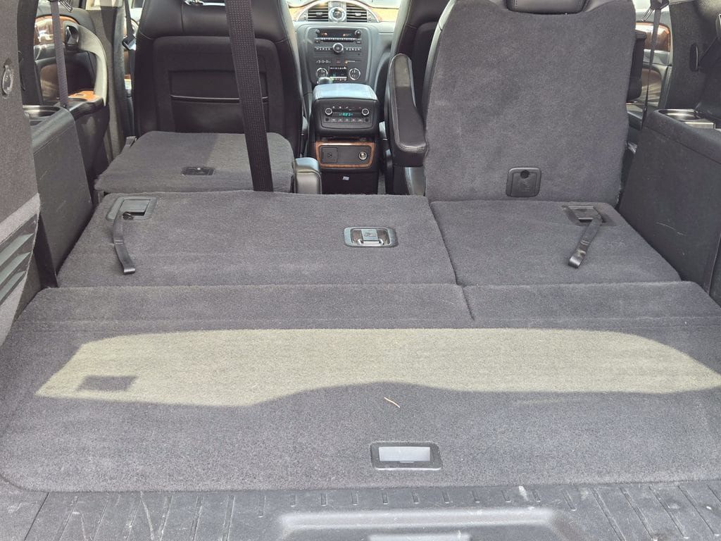 Used 2009 Buick Enclave CXL w/ Driver Confidence Package AWD/4WD image 20
