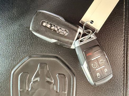 Used 2021 RAM 3500 Laramie image 15