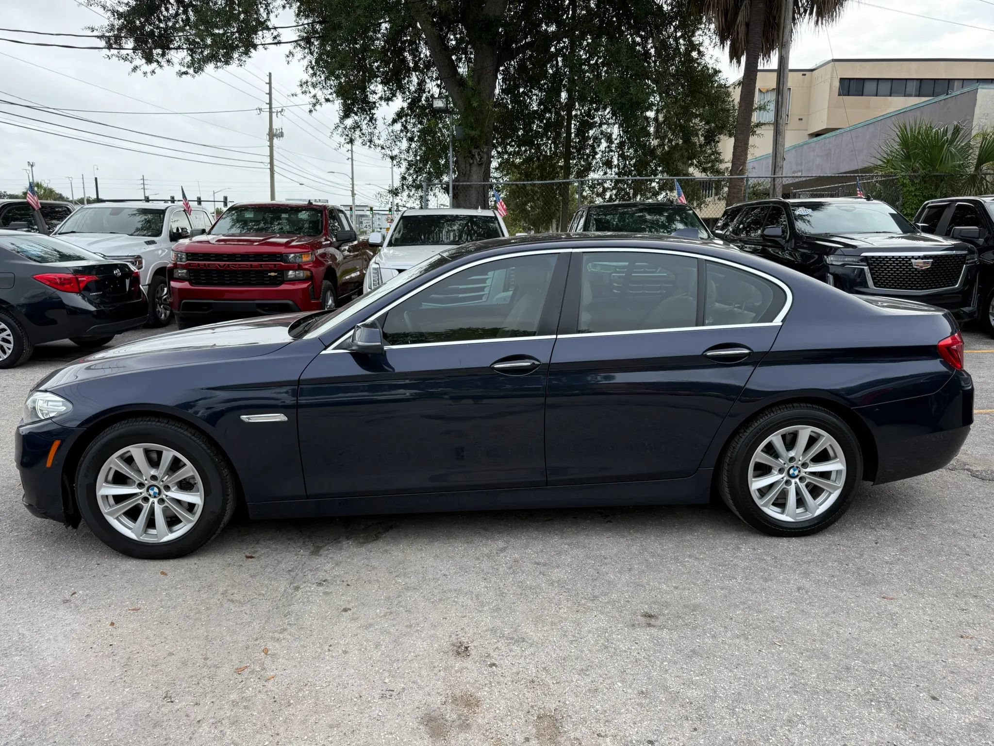 Used 2016 BMW 528i Sedan RWD image 4