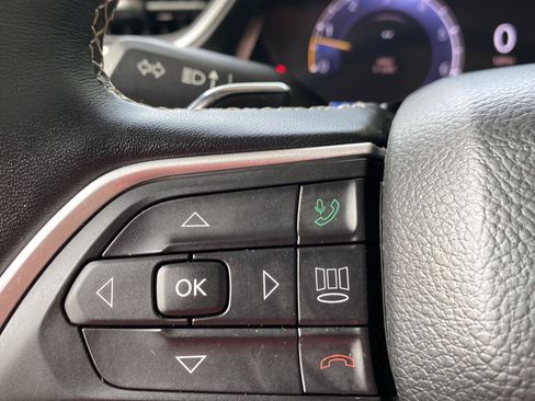 Used 2022 Jeep Grand Cherokee L Limited AWD/4WD image 43