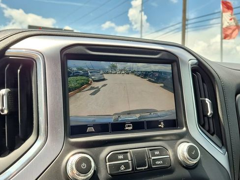 Used 2021 GMC Sierra 1500 SLT AWD/4WD image 10
