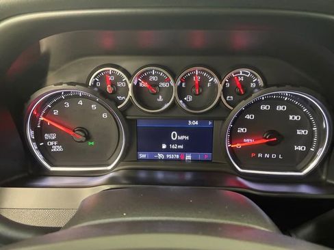 Used 2021 Chevrolet Silverado 1500 LT Trail Boss w/ Convenience Package II image 25