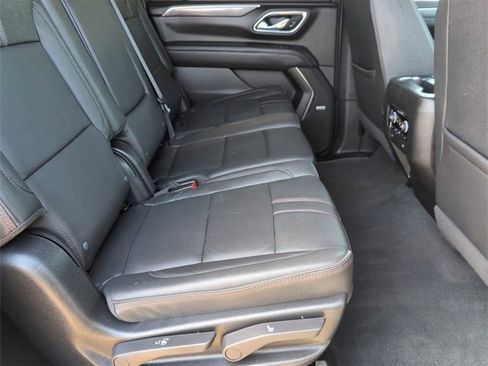 Used 2024 Chevrolet Suburban RST w/ Luxury Package image 26