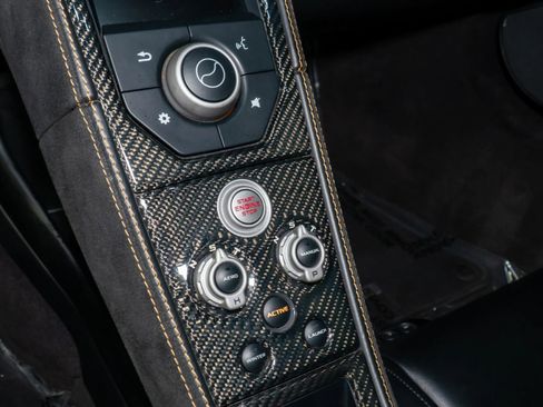 Used 2015 McLaren 650S Coupe image 30