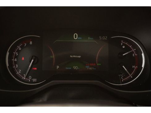 Used 2025 Toyota RAV4 XLE w/ Convenience Package FWD image 22