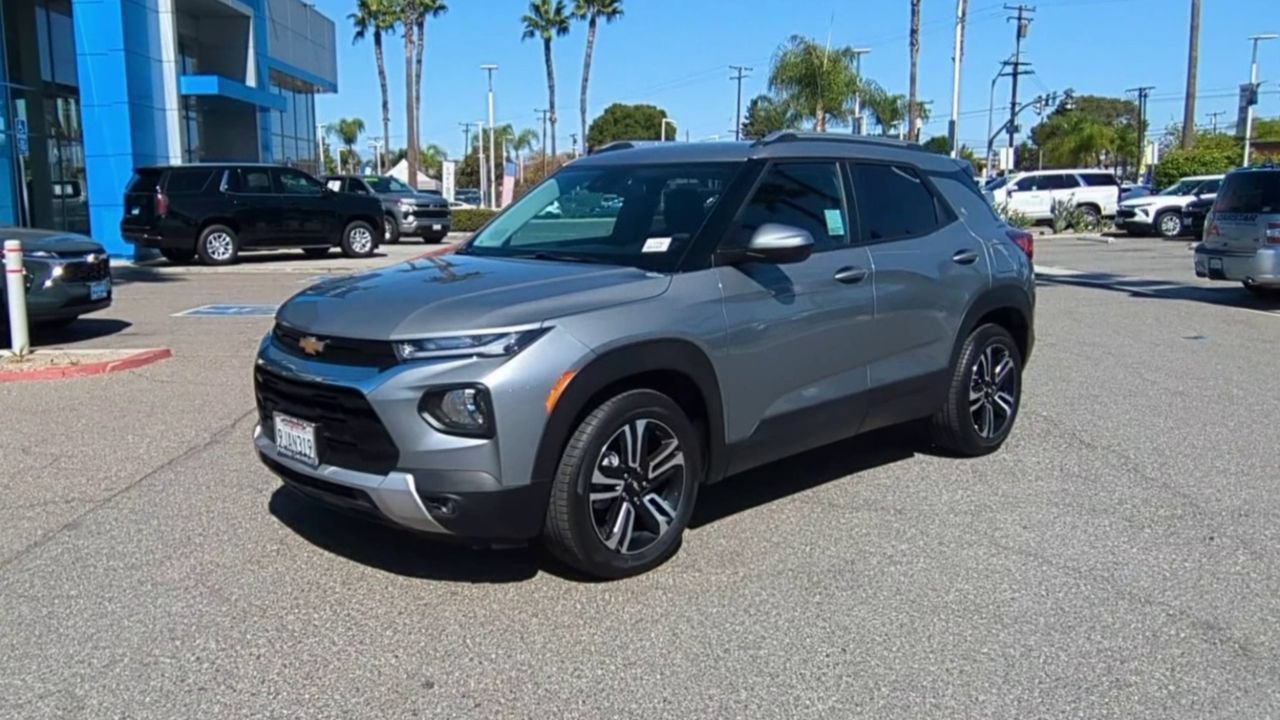 Used 2023 Chevrolet TrailBlazer LT FWD image 4