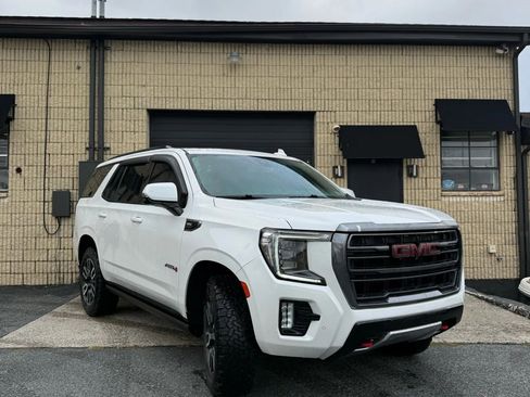 Used 2021 GMC Yukon AT4 w/ AT4 Premium Package image 1