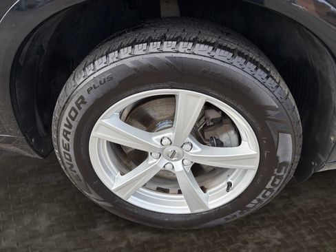 Used 2019 Volvo XC90 T5 Momentum image 44