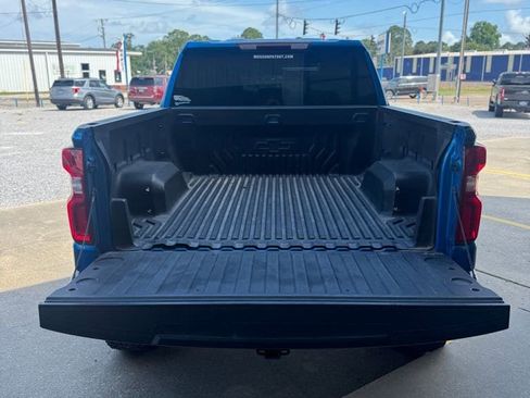 Used 2022 Chevrolet Silverado 1500 RST RWD image 7