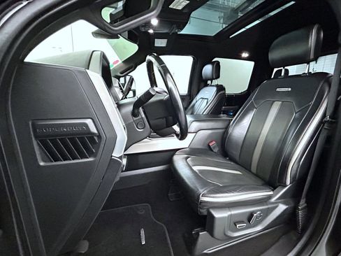 Used 2019 Ford F350 Platinum w/ Platinum Ultimate Package image 11
