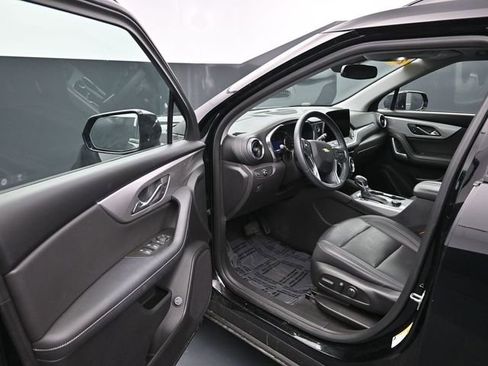 Used 2023 Chevrolet Blazer LT image 12