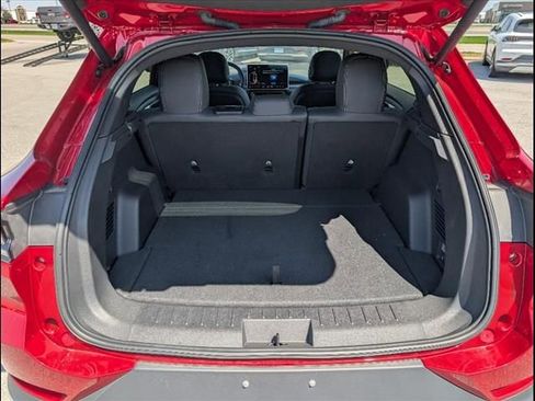 New 2025 VinFast VF 8 Plus image 17