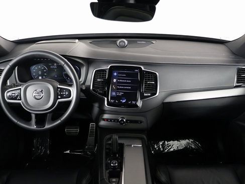 Used 2022 Volvo XC90 T8 R-Design w/ Advanced Package image 8