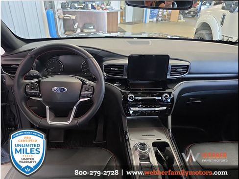 Used 2024 Ford Explorer ST-Line w/ Class IV Trailer Tow Package AWD/4WD image 18