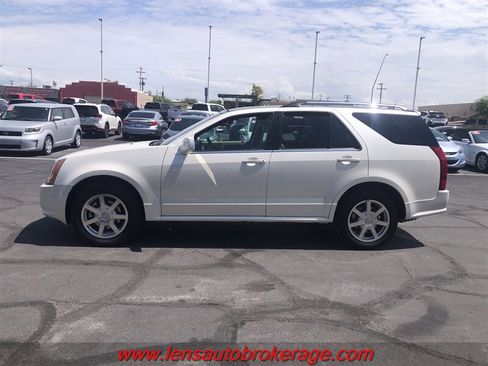 Used 2005 Cadillac SRX V8 RWD image 5