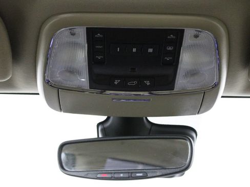 Used 2021 Jeep Grand Cherokee Overland AWD/4WD image 27