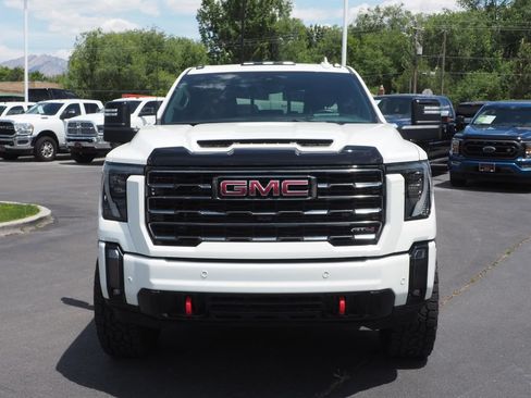 Used 2024 GMC Sierra 3500 AT4 w/ Technology Package AWD/4WD image 2